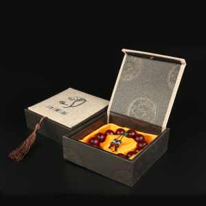 珠寶首飾盒廠(chǎng)家-廣州駿業(yè)包裝實(shí)業(yè)有限公司 珠寶首飾盒廠(chǎng)家